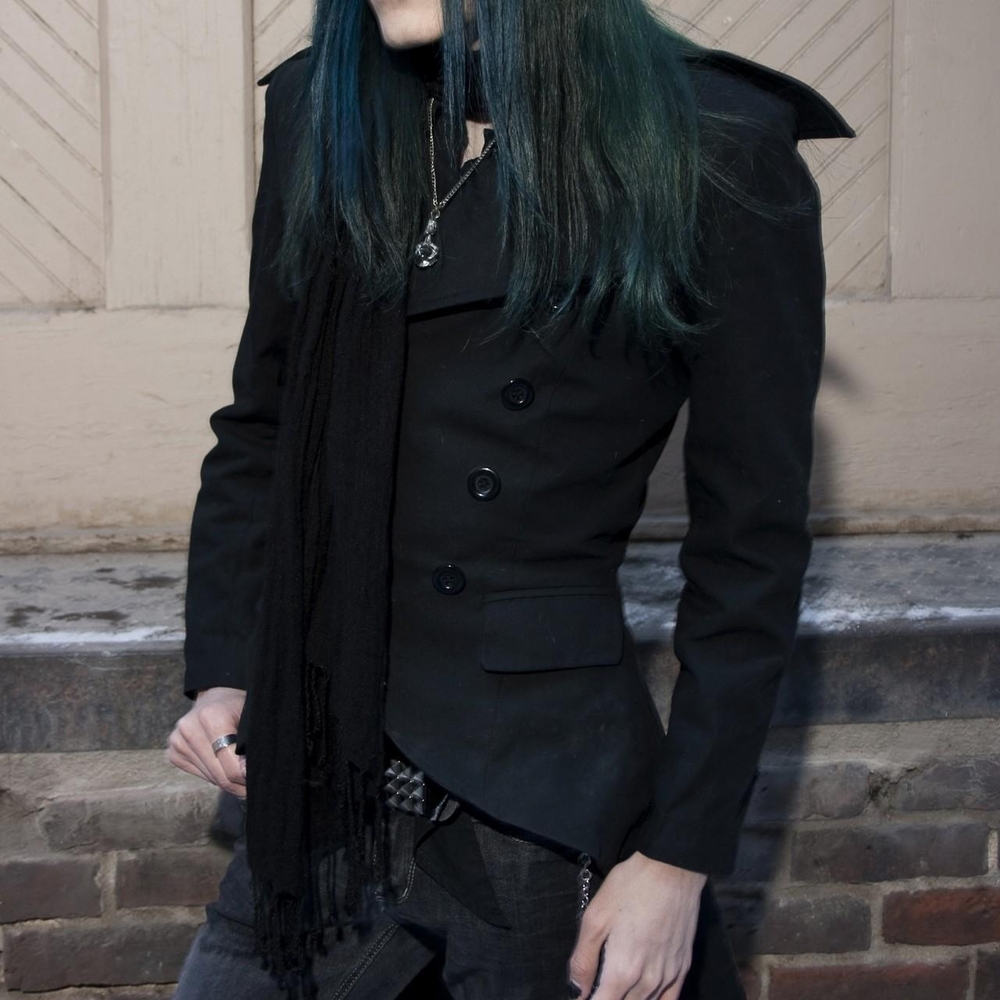 Black Gothic Trench Coat with Lace-Up Boots - Picture 5 of 7